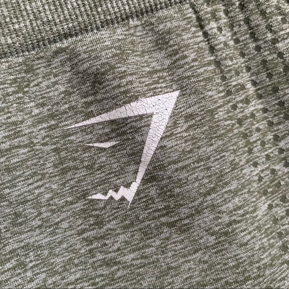 Gymshark ‘Vital’ Seamless Legging (S) - khaki - Picture 3 of 5